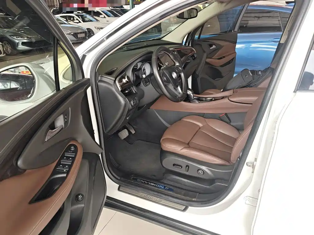 Buick Envision Plus 2017 — фото 12