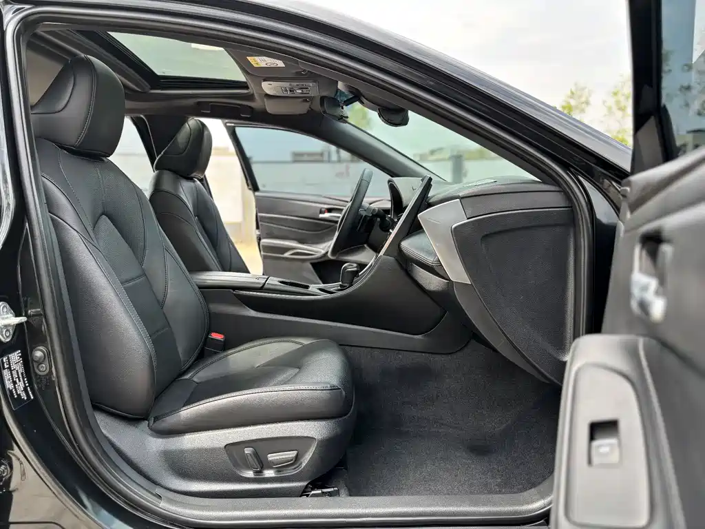 Toyota Avalon 2023 — фото 10