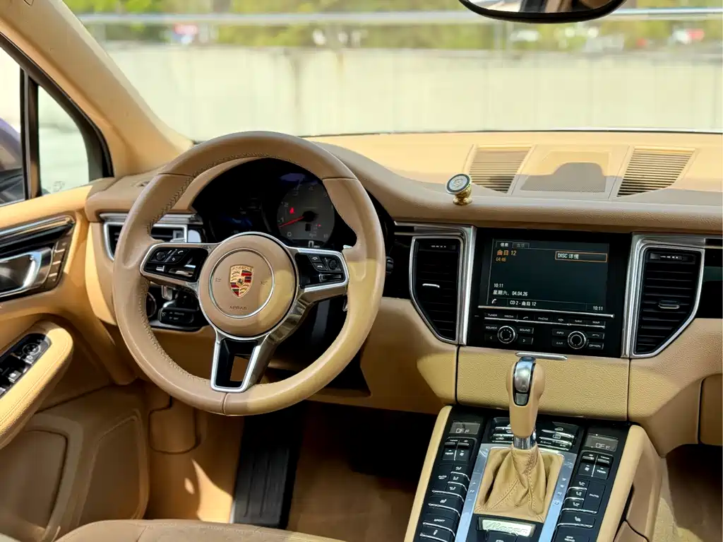Porsche Macan 2015 — фото 9