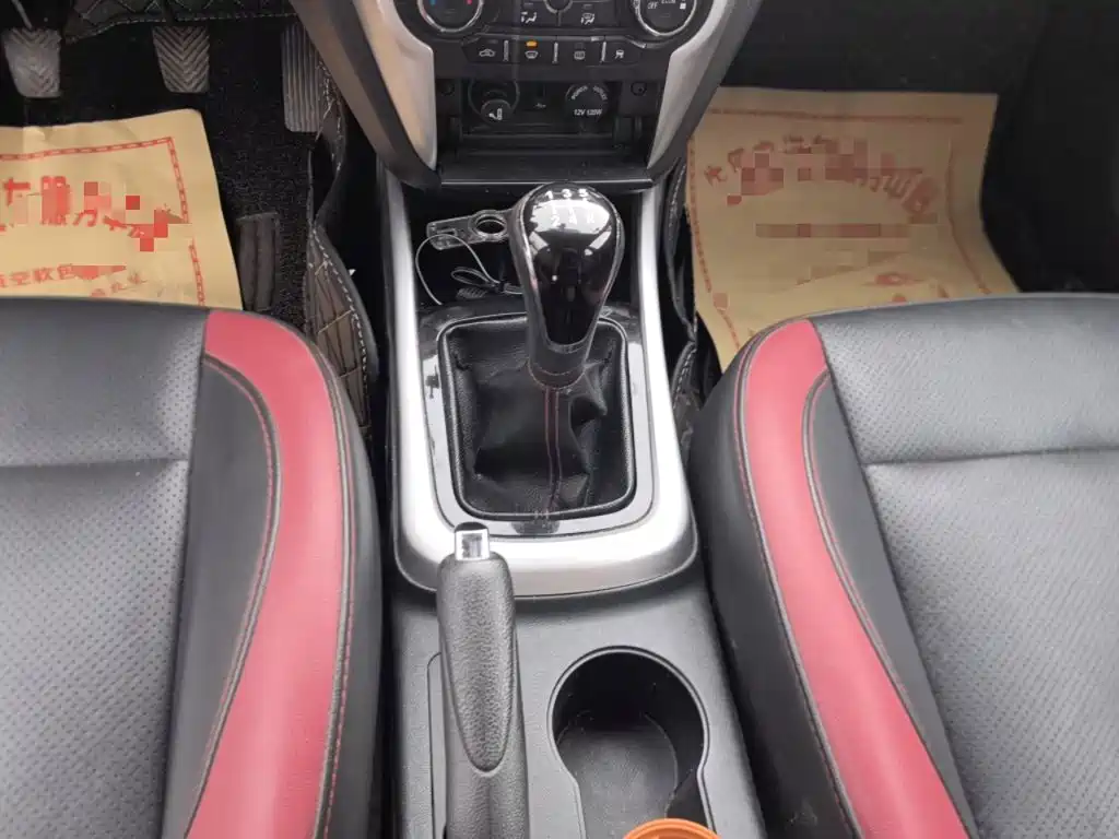 Changan Eado XT 2014 — фото 14