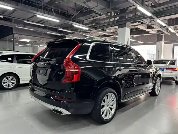 Volvo XC90 2018