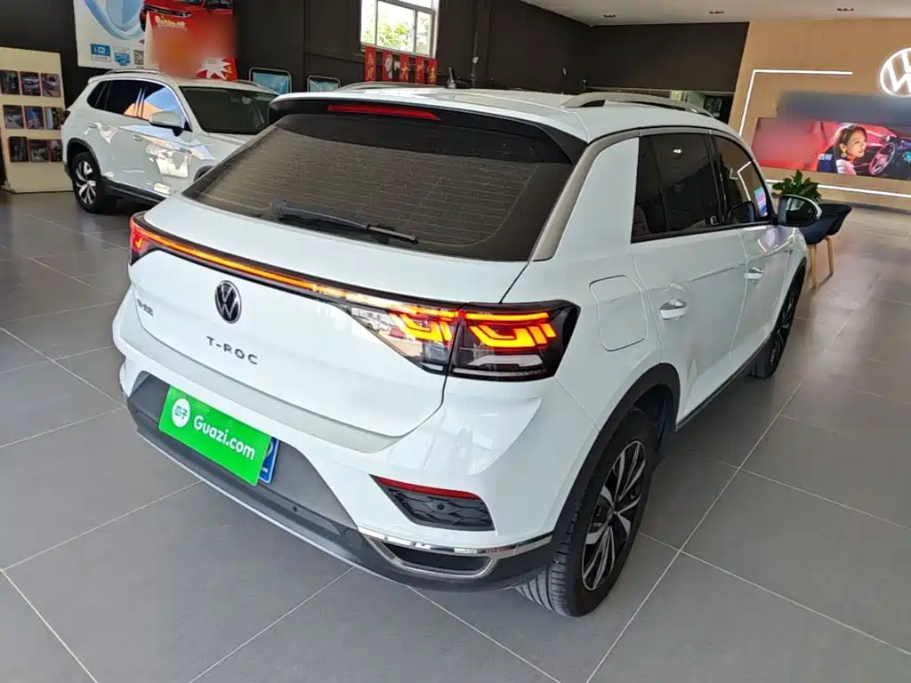 Volkswagen T-Roc 2024