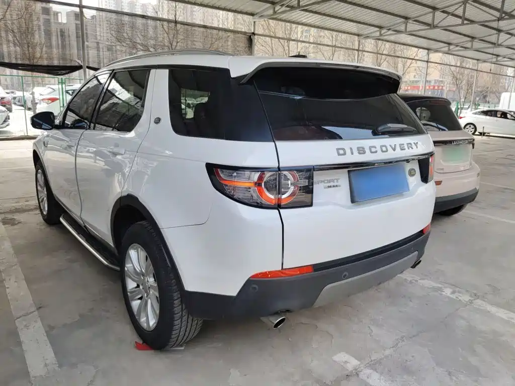 Land Rover Discovery Sport 2017 — фото 23