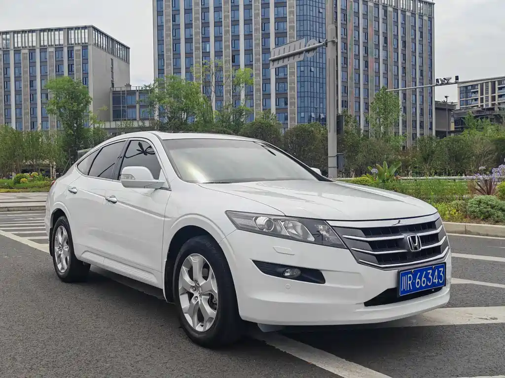 Honda Crosstour 2013 — фото 3