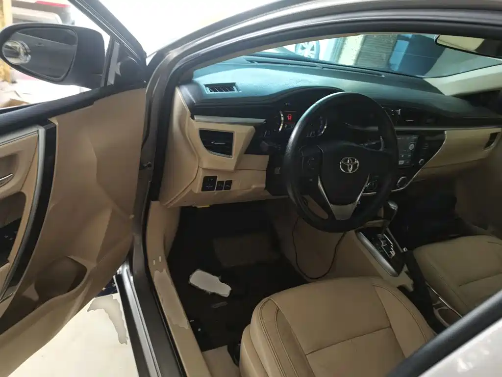 Toyota Corolla 2016 — фото 12