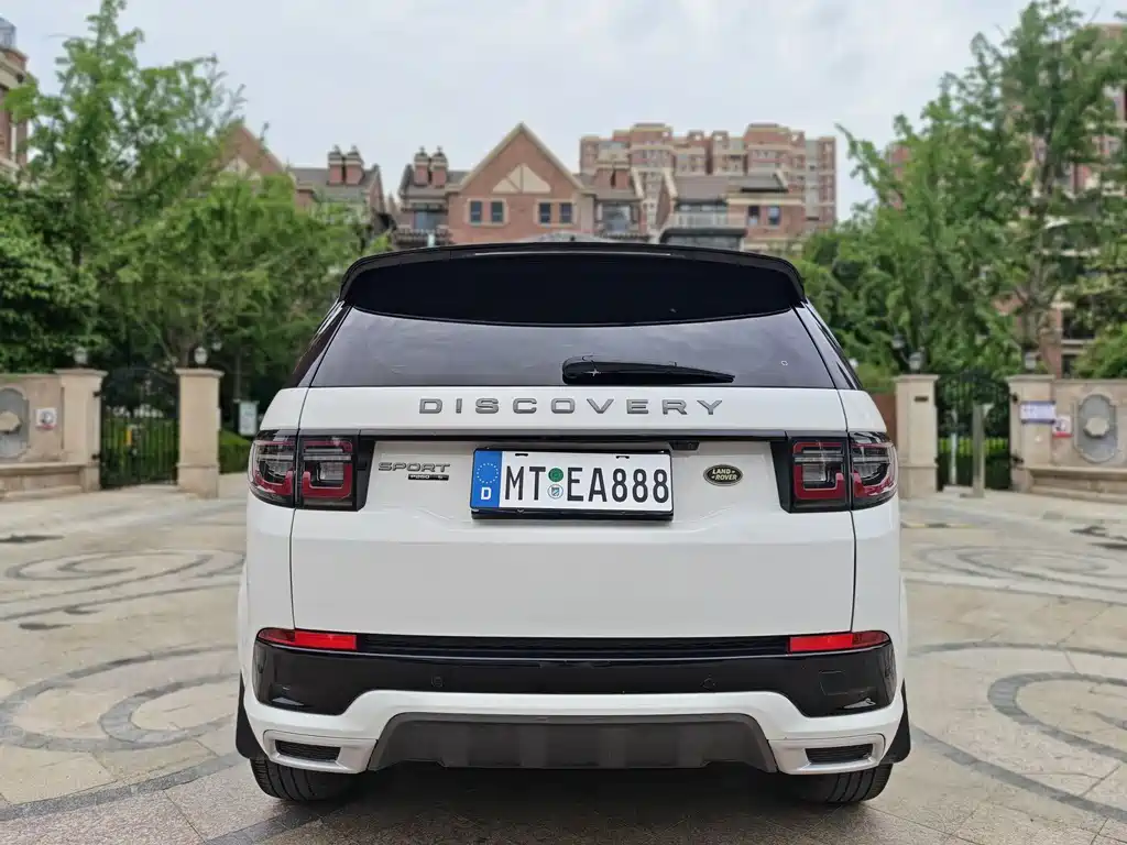 Land Rover Discovery Sport 2021 — фото 8
