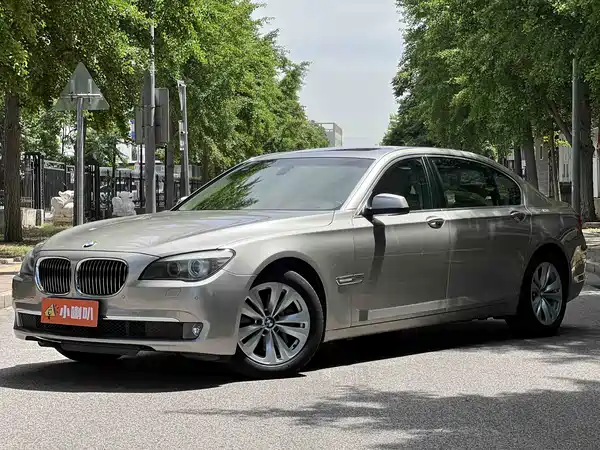 BMW 7 Series 2011