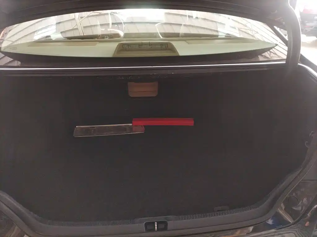Toyota Camry 2017 — фото 15