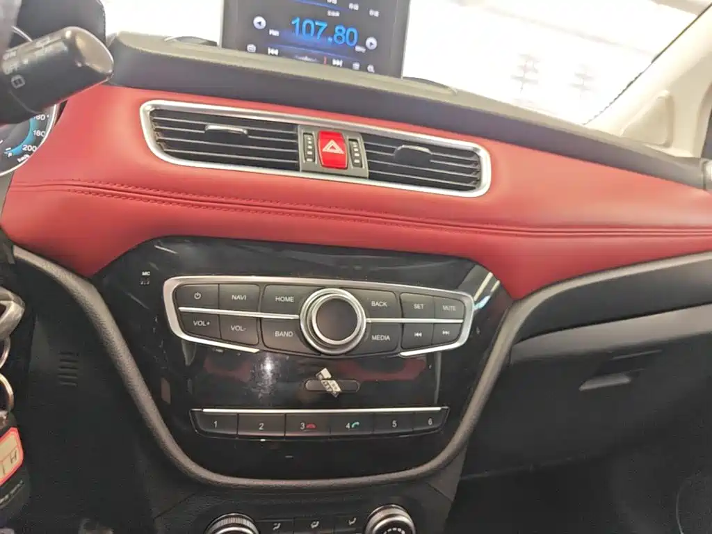 Haval H1 2015 — фото 13