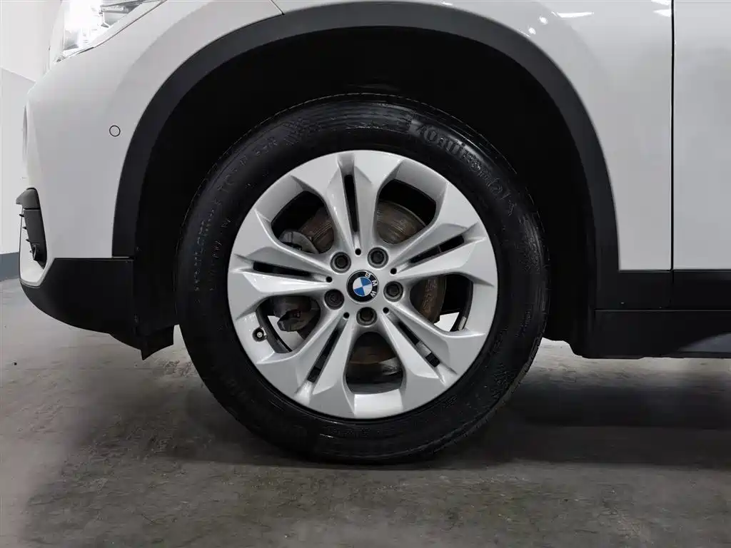 BMW X1 2017 — фото 17