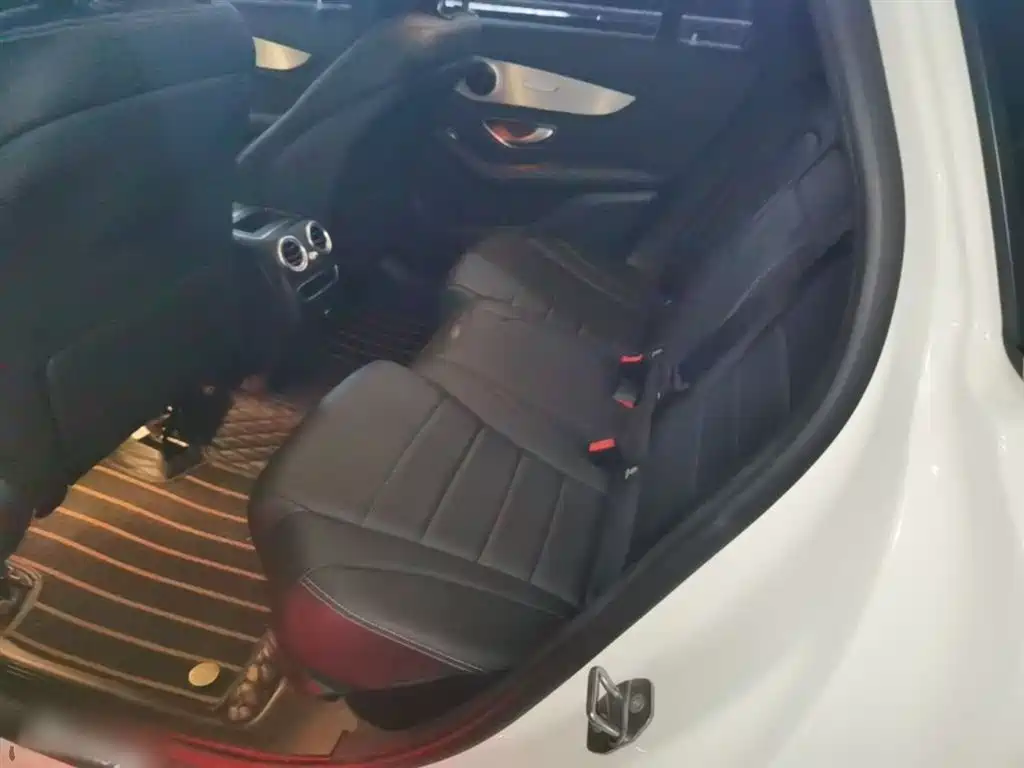 Mercedes-Benz GLC 2019 — фото 17