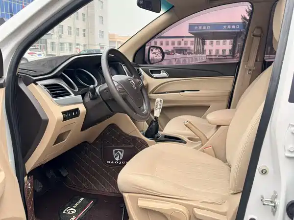 Baojun 730 2016