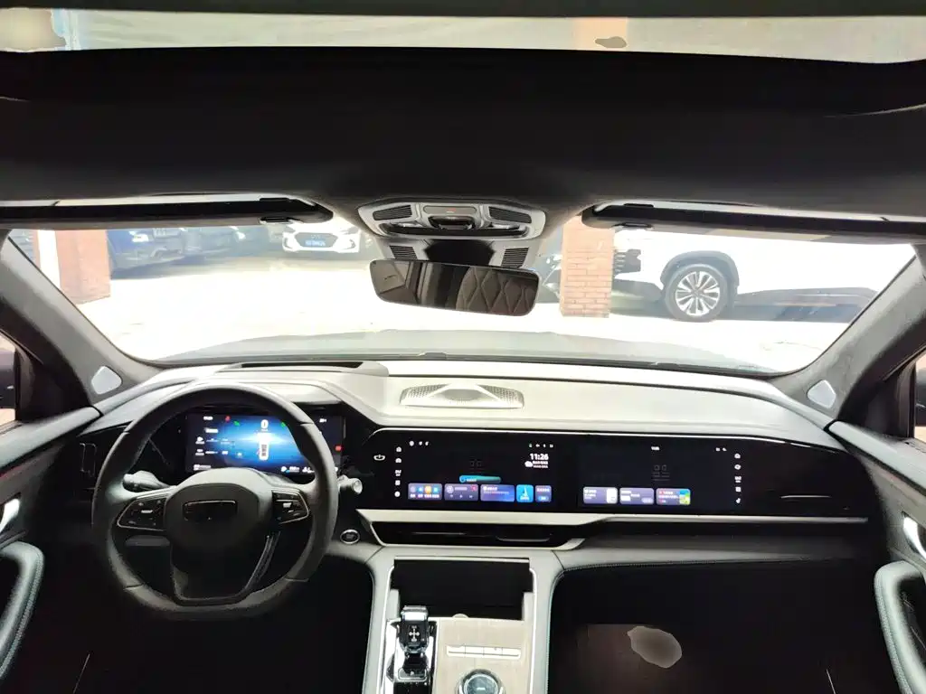 Geely Xingyue L 2025