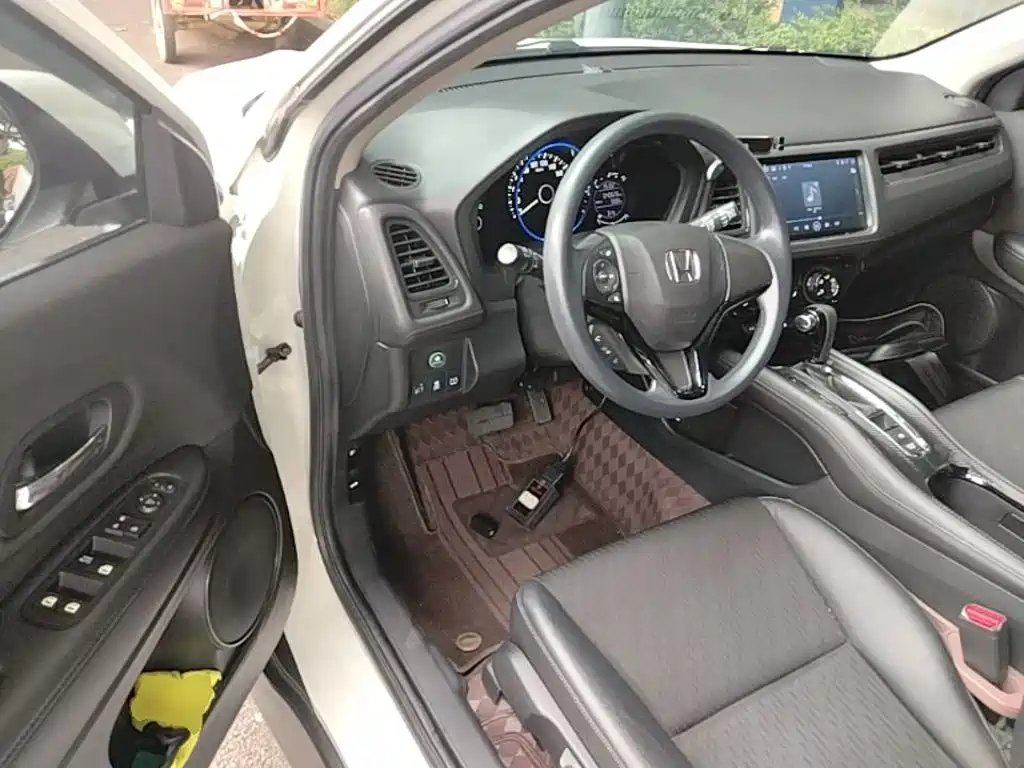 Honda Vezel 2020 — фото 16