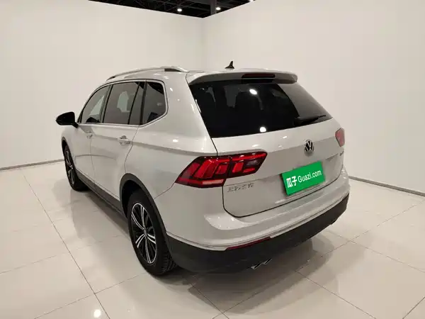 Volkswagen Tiguan L 2021