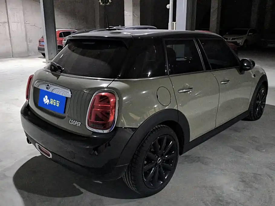 MINI MINI 2019