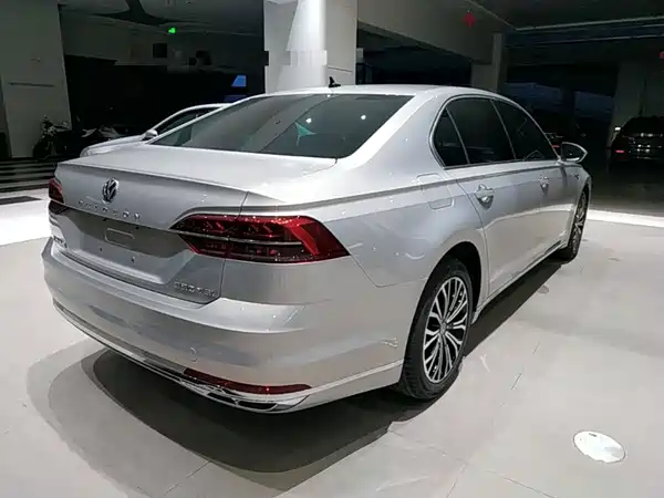 Volkswagen Phideon 2019