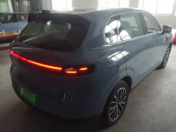 Leapmotor B10 2025
