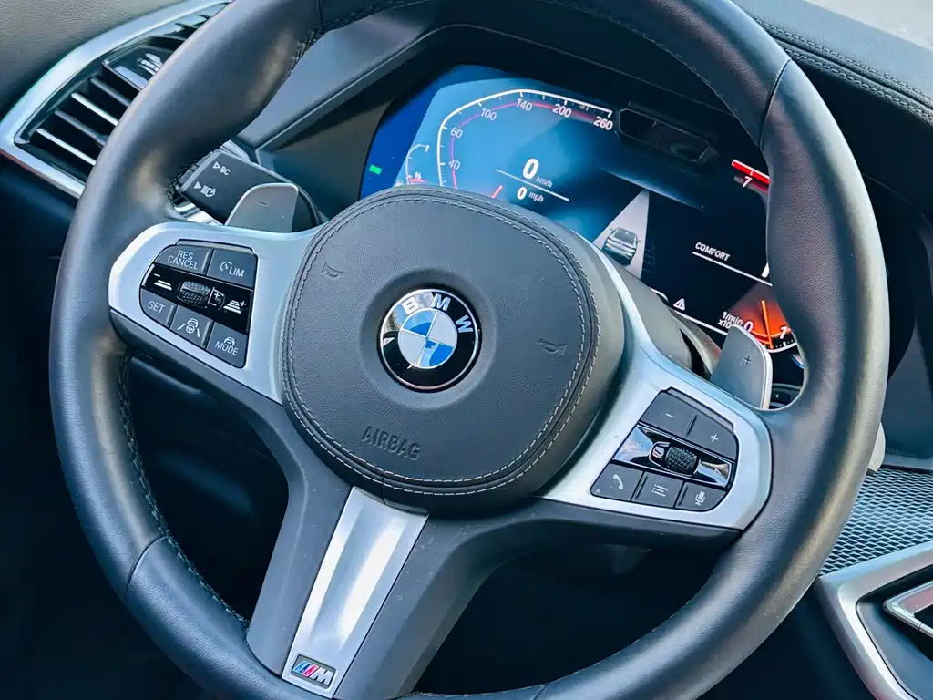 BMW X6 2023 — фото 18