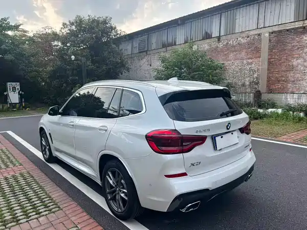 BMW X3 2021
