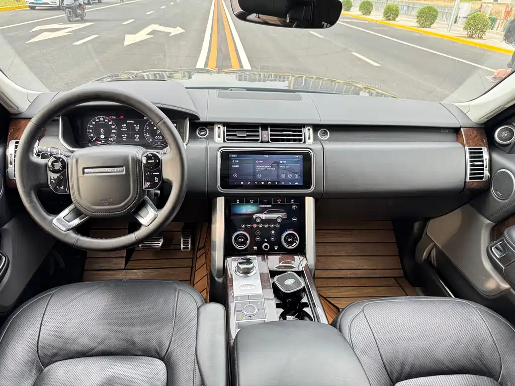 Land Rover Range Rover 2020 — фото 19