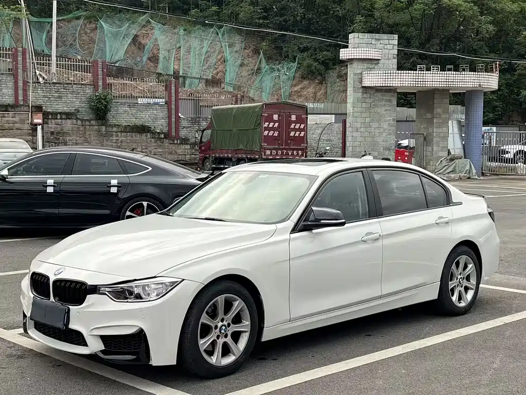 BMW 3 Series 2016
