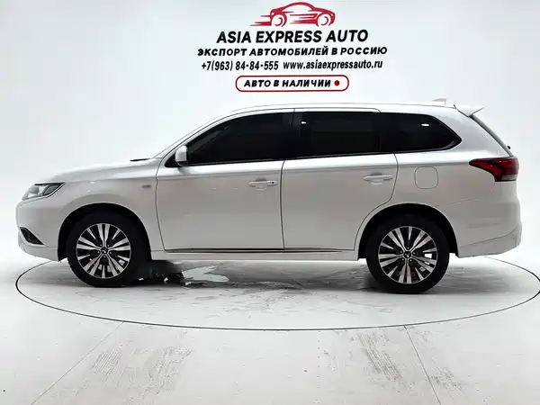Mitsubishi Outlander 2021