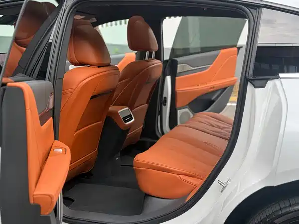 Buick Zhijing L7 2025
