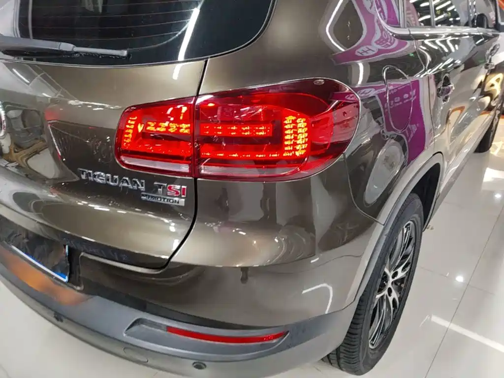 Volkswagen Tiguan 2015 — фото 8