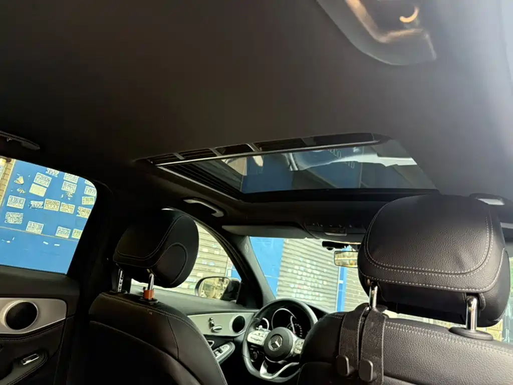 Mercedes-Benz C-Class 2019 — фото 14
