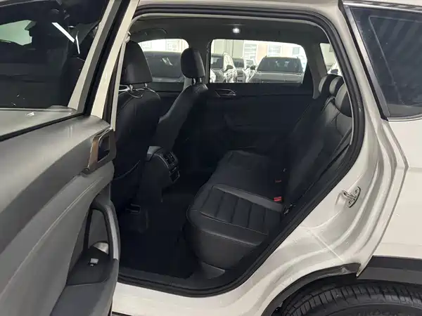 Volkswagen Tharu 2022