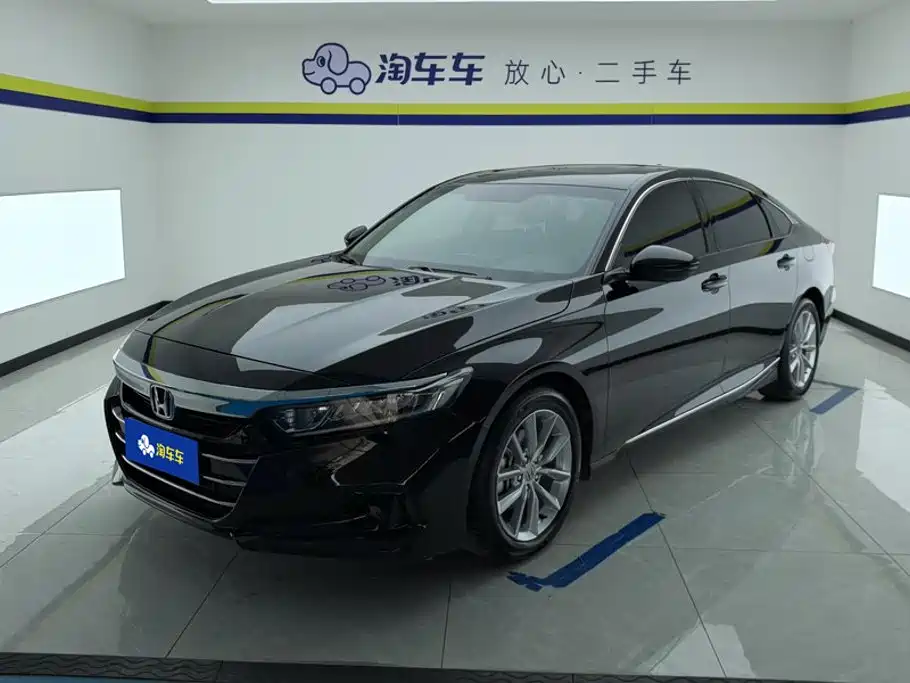 Honda Accord 2023 — фото 1
