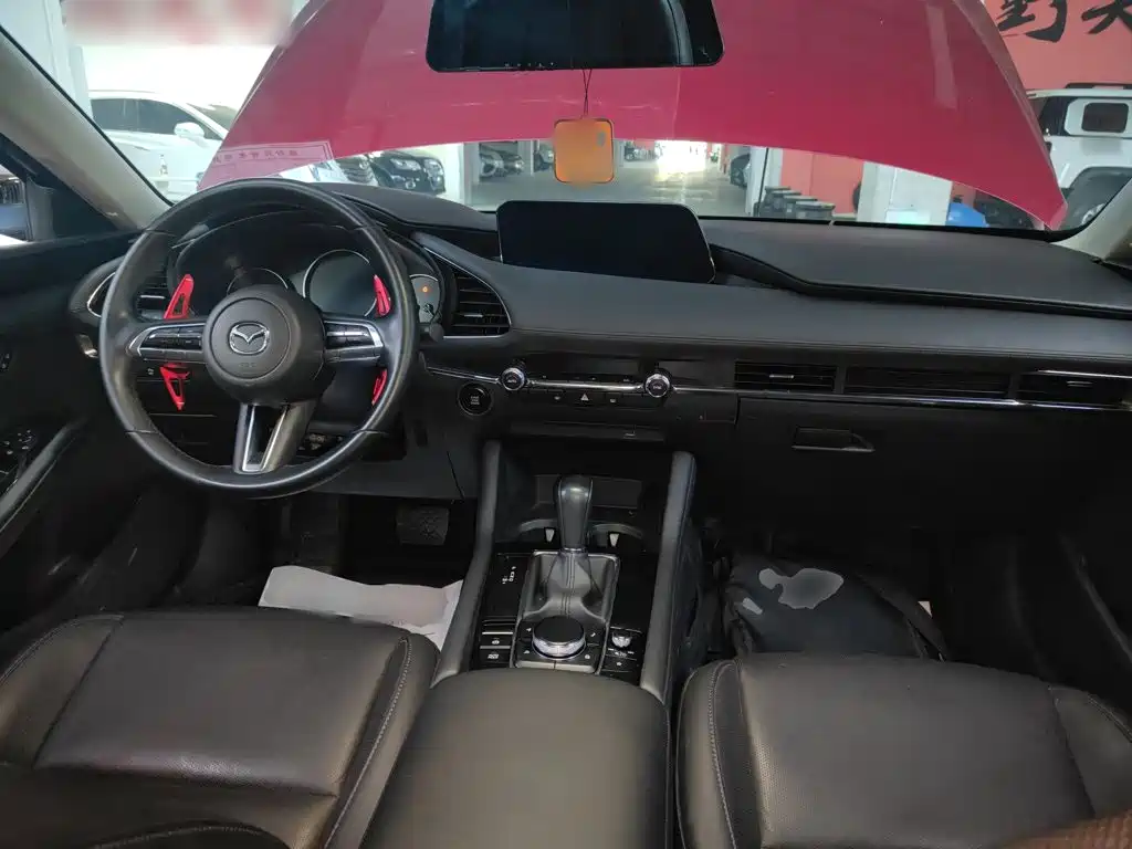 Mazda 3 Axela 2023