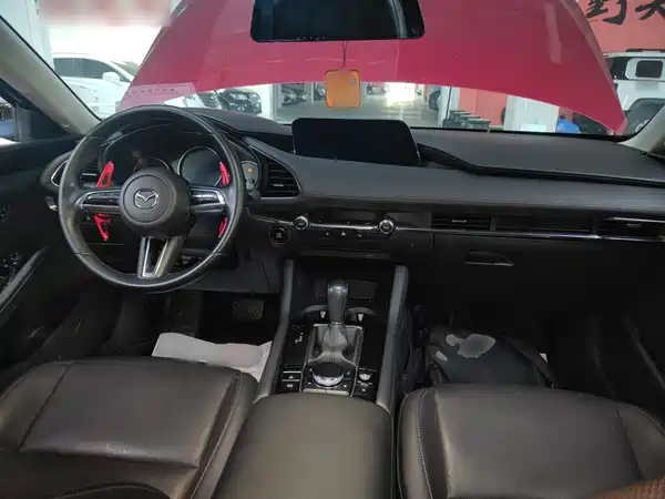 Mazda 3 Axela 2023