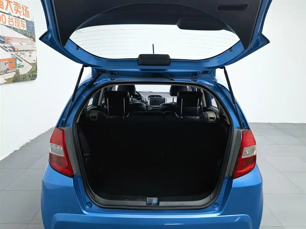Honda Fit 2013 — фото 16