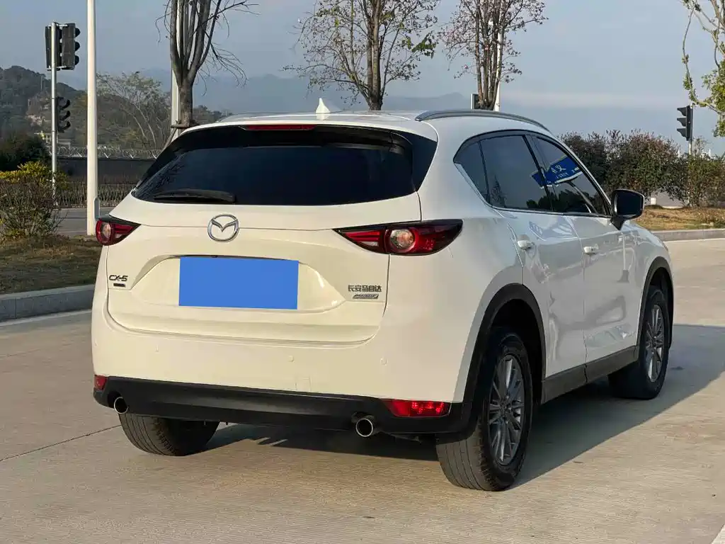 Mazda CX-5 2018 — фото 5