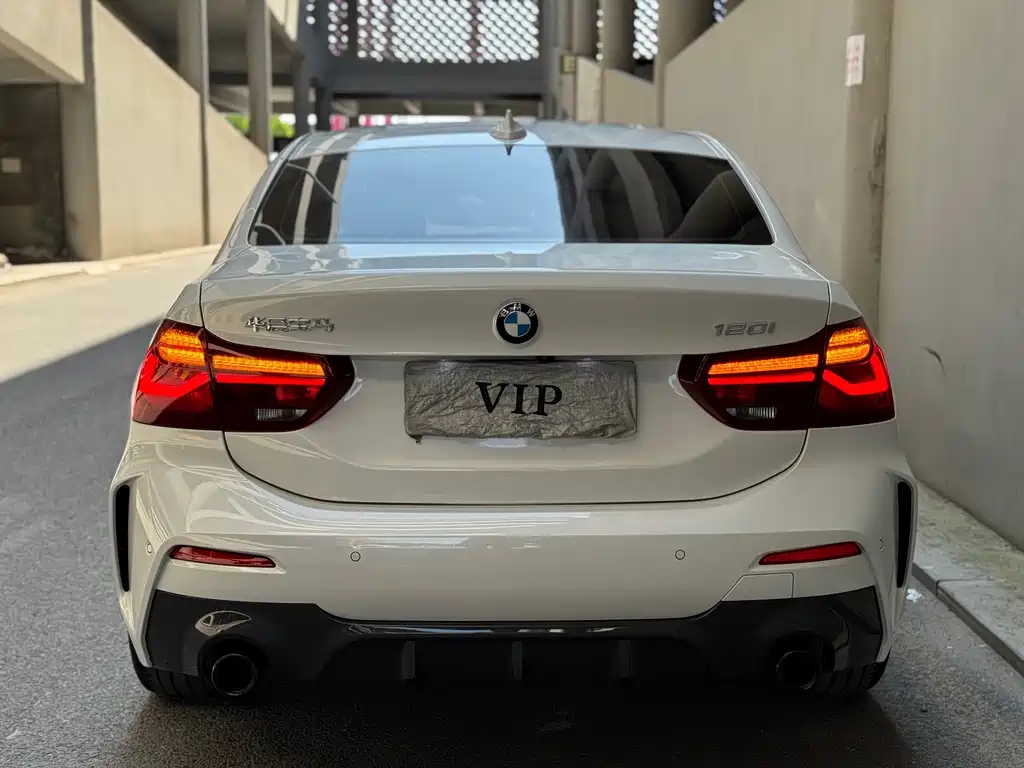 BMW 1 Series 2023