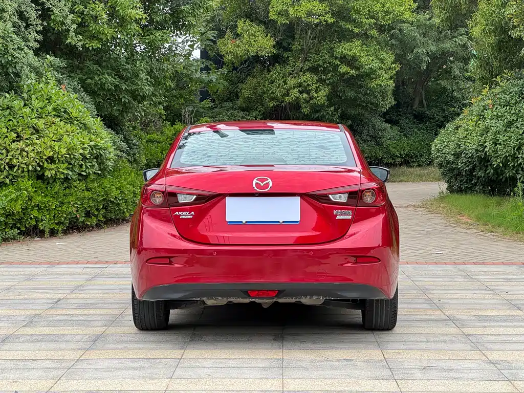 Mazda 3 Axela 2015 — фото 9