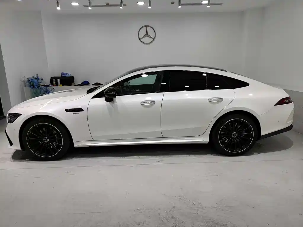 Mercedes-Benz AMG GT 2024 — фото 3