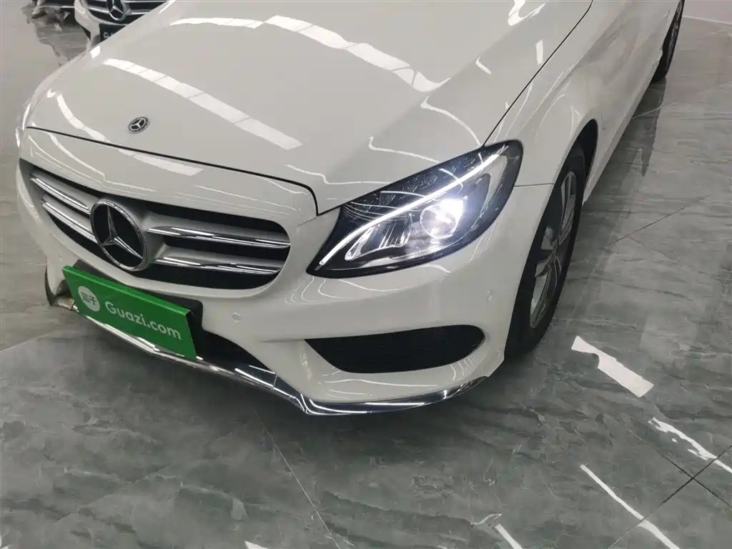 Mercedes-Benz C-Class 2018 — фото 24