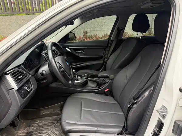 BMW 3 Series 2017