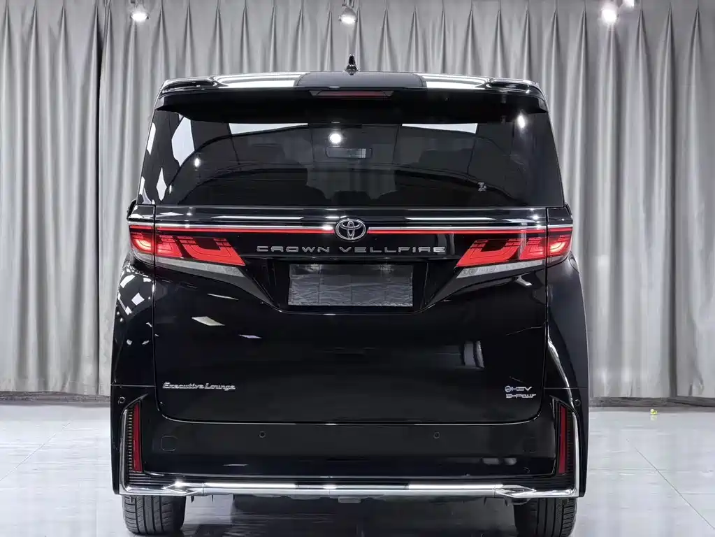 Toyota Vellfire 2024 — фото 5
