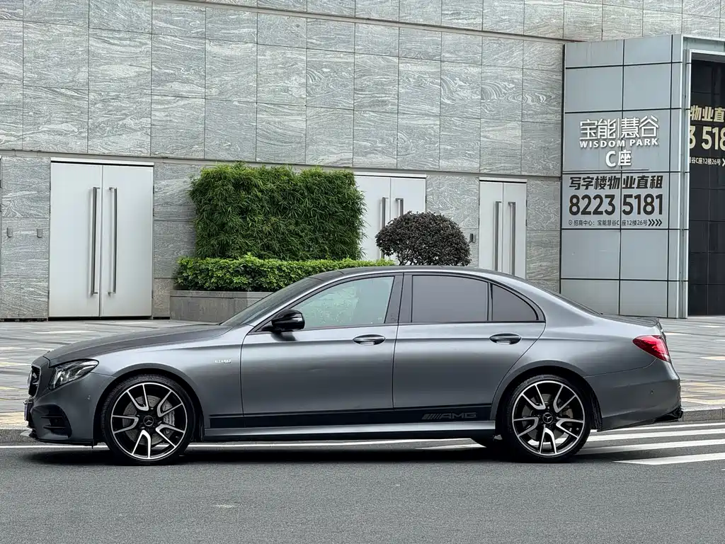 Mercedes-Benz E-Class AMG 2018 — фото 5