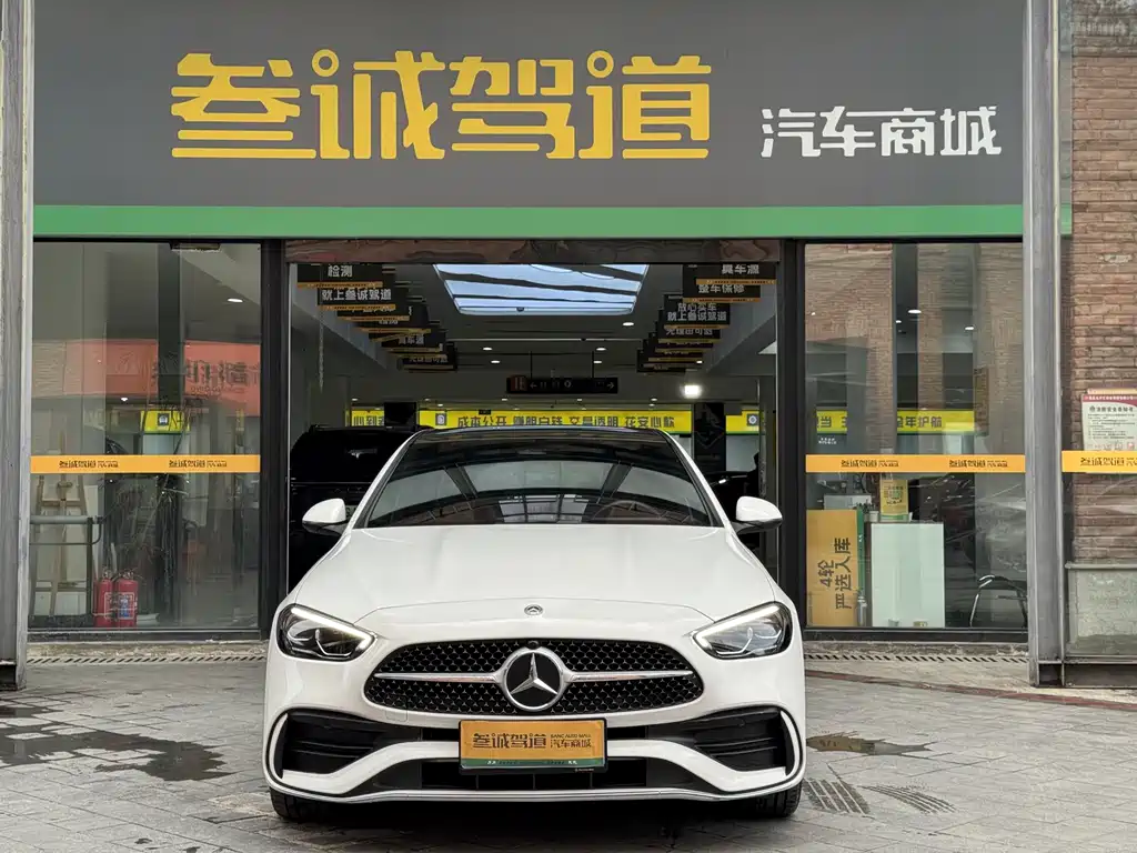 Mercedes-Benz C-Class 2022 — фото 2