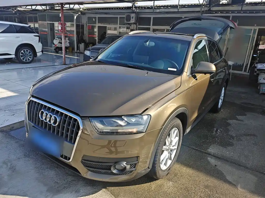 Audi Q3 2015