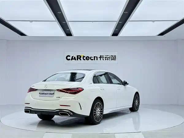 Mercedes-Benz C-Class 2025