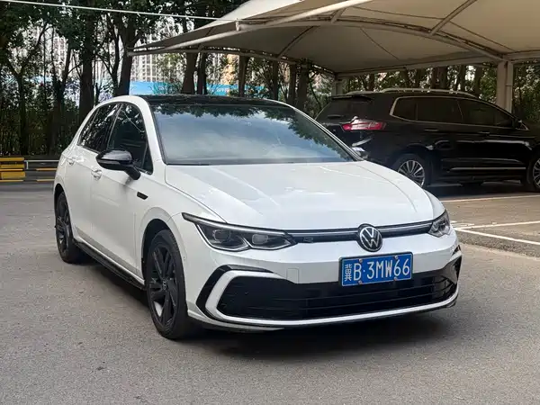 Volkswagen Golf 2022