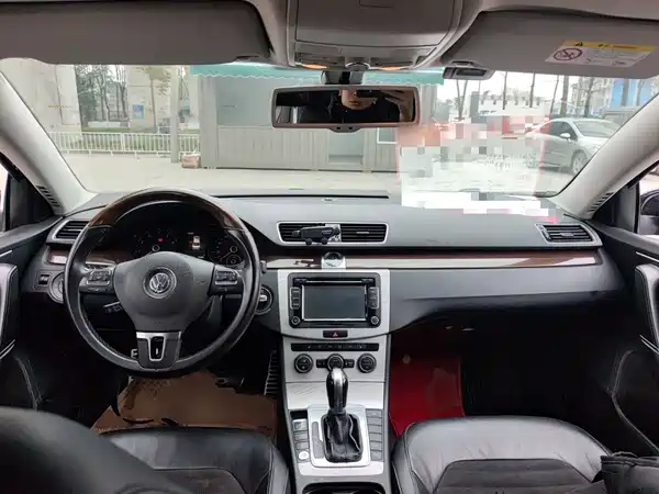 Volkswagen Magotan 2016