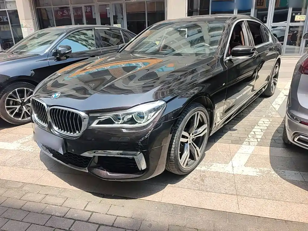 BMW 7 Series 2019 — фото 2