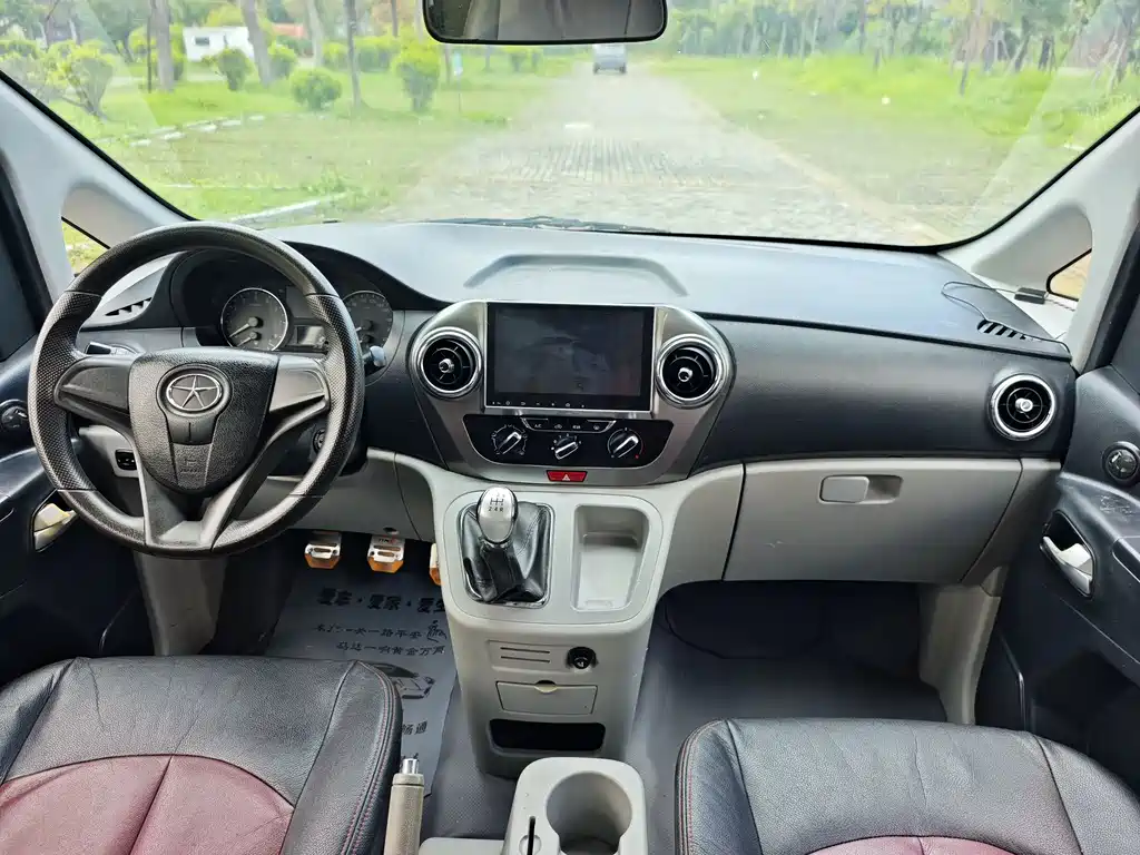 JAC Refine Refine M3 2015 — фото 19